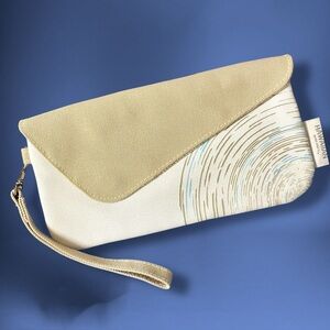 Hawaiian Airlines Amenity Bag Canvas Wristlet By Noho Home Jalene Kanani